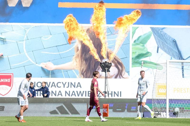 Football. PKO BP Ekstraklasa. Bruk-Bet Termalica Nieciecza - Piast Gliwice. 06.04.2026