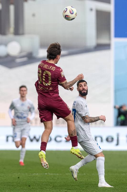 Football. PKO BP Ekstraklasa. Bruk-Bet Termalica Nieciecza - Piast Gliwice. 06.04.2026