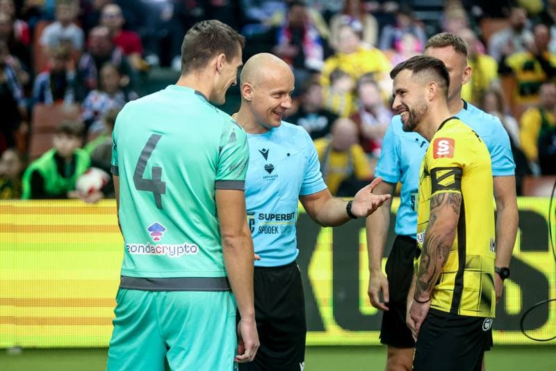 Football. Superbet Spodek Super Cup. Gornik Zabrze - Piast Gliwice. 06.01.2026