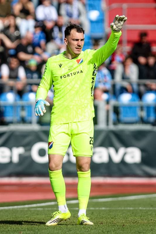 Football. Chance Liga. Banik Ostrava - Slavia Praha. 05.04.2026