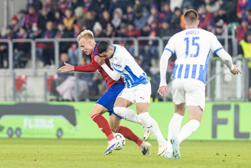 Football. UEFA Conference League. Rakow Czestochowa - Universitatea Craiova. 02.10.2025