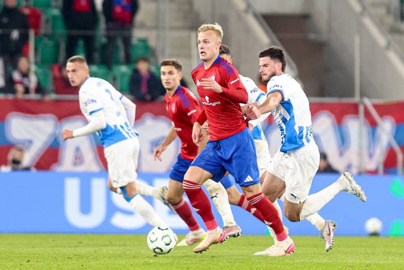 Football. UEFA Conference League. Rakow Czestochowa - Universitatea Craiova. 02.10.2025