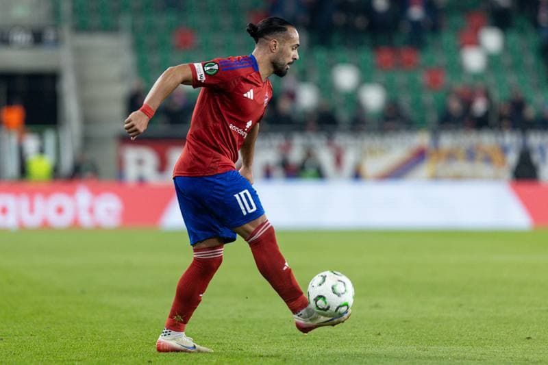 Football. UEFA Conference League. Rakow Czestochowa - Universitatea Craiova. 02.10.2025