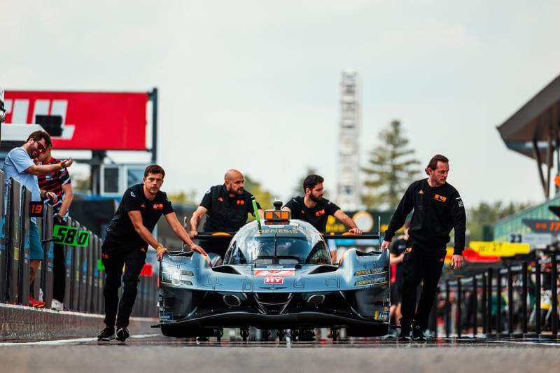 Motorsport. WEC. 6 Hours of Imola. 17.04.2026