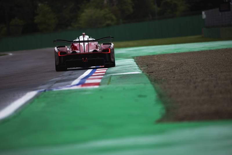 Motorsport. WEC. 6 Hours of Imola. 17.04.2026