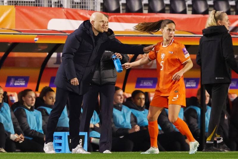 Football. FIFA Women's World Cup Qualifiers. Netherlands - France. 14.04.2026