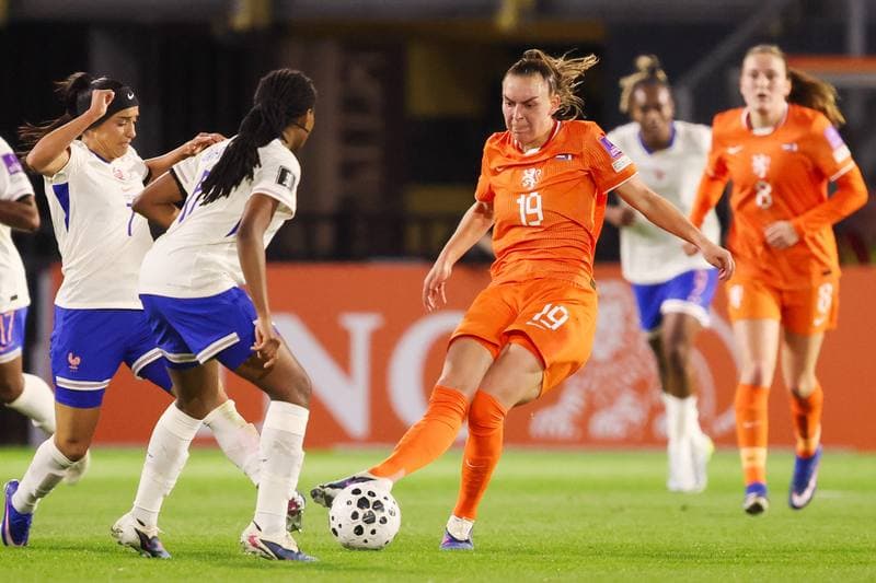 Football. FIFA Women's World Cup Qualifiers. Netherlands - France. 14.04.2026