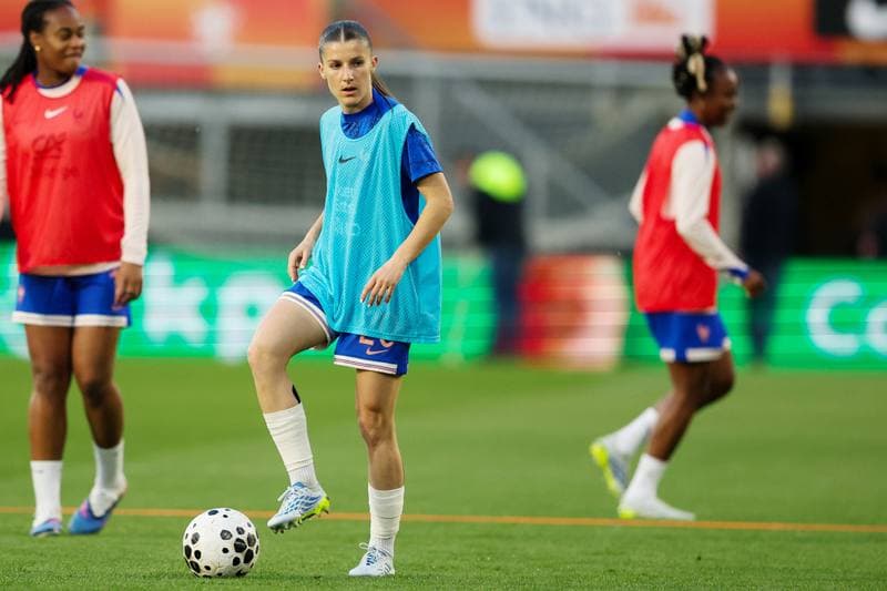 Football. FIFA Women's World Cup Qualifiers. Netherlands - France. 14.04.2026