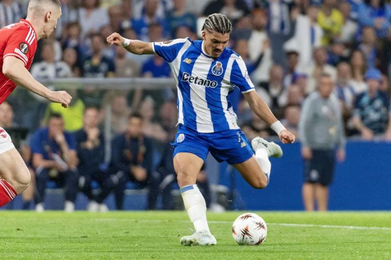 Football. UEFA Europa League. FC Porto - Nottingham Forest. 09.04.2026