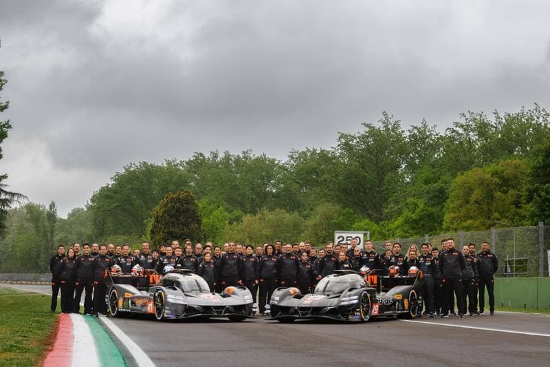 Motorsport. FIA WEC. Prologue. 13.04.2026