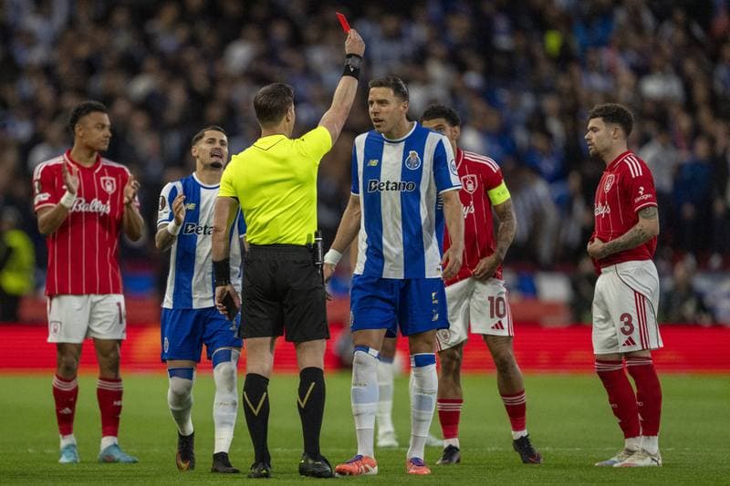 Football. UEFA Europa League. Nottingham Forest - Porto. 16.04.2026