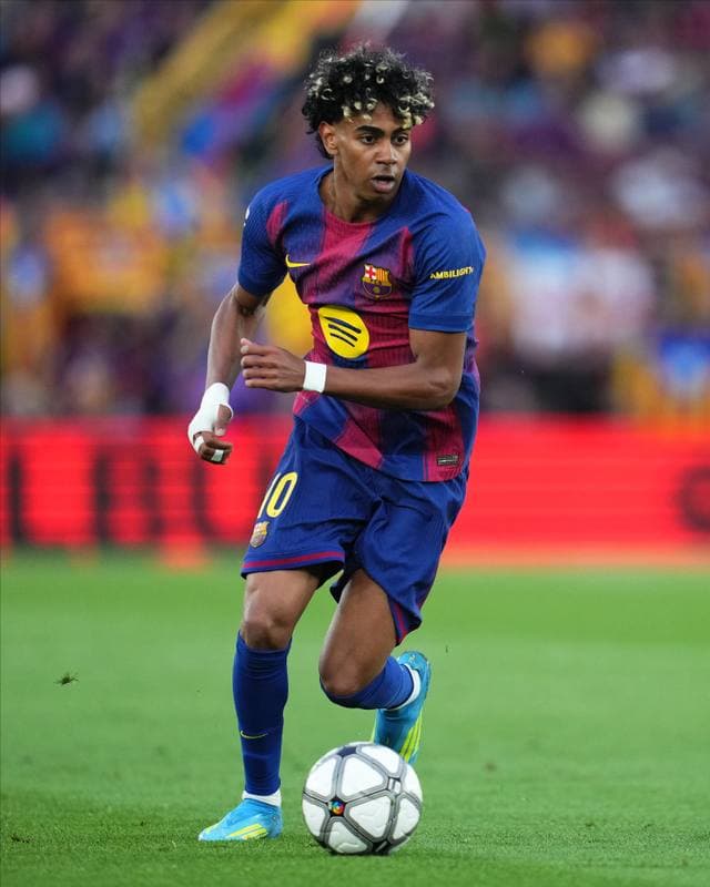 Football. La Liga EA Sports. FC Barcelona - RCD Espanyol. 11.04.2026