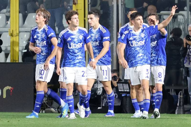 Football. Serie A. Como - Inter. 12.04.2026