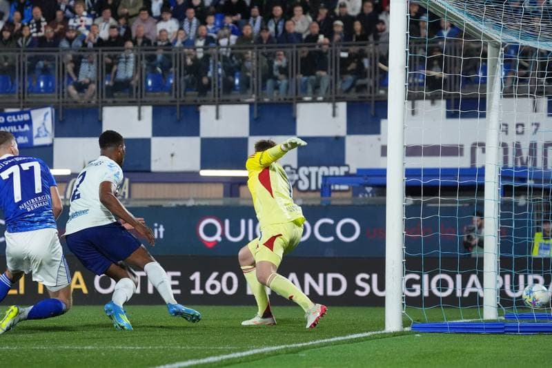 Football. Serie A. Como - Inter. 12.04.2026