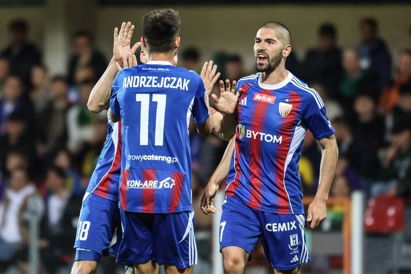 Football. Betclic I Liga. Puszcza Niepolomice - Polonia Bytom. 18.04.2026