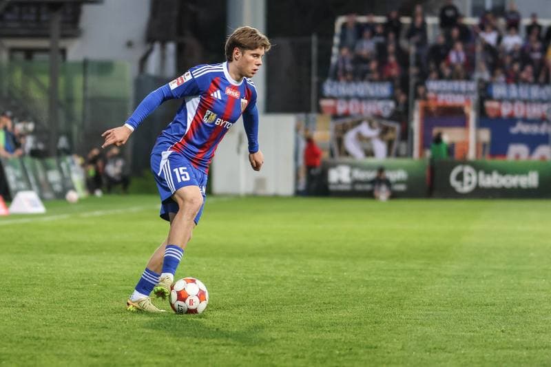 Football. Betclic I Liga. Puszcza Niepolomice - Polonia Bytom. 18.04.2026
