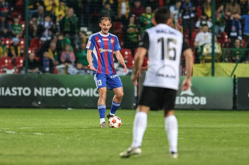 Football. Betclic I Liga. Puszcza Niepolomice - Polonia Bytom. 18.04.2026