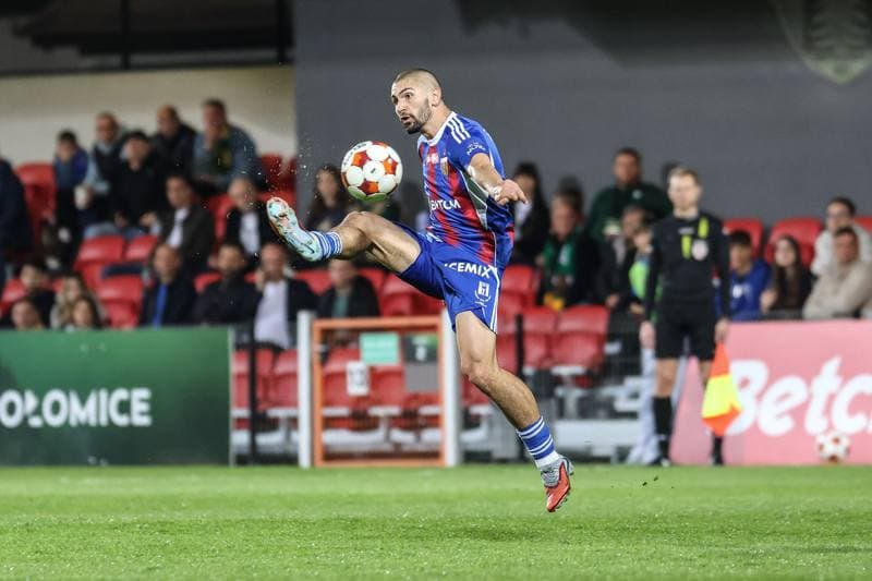 Football. Betclic I Liga. Puszcza Niepolomice - Polonia Bytom. 18.04.2026