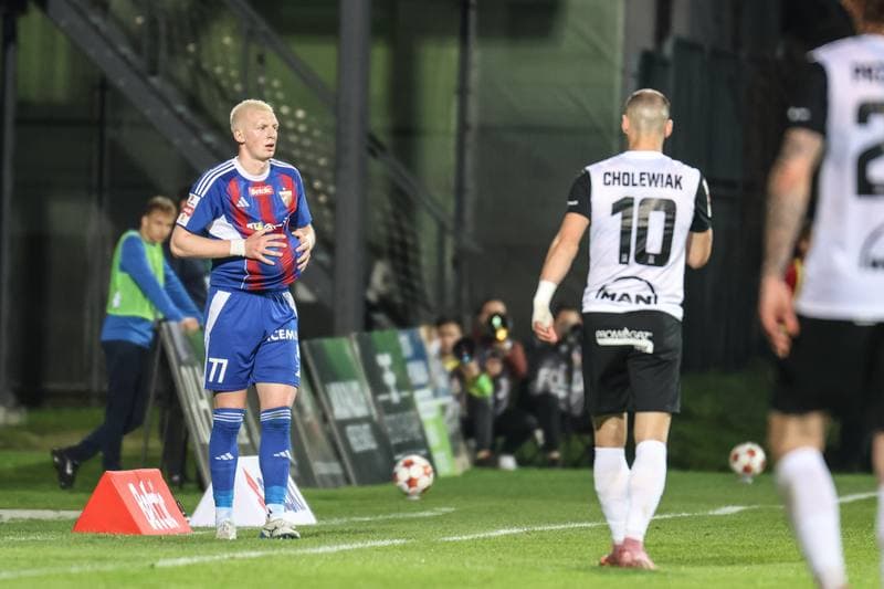 Football. Betclic I Liga. Puszcza Niepolomice - Polonia Bytom. 18.04.2026