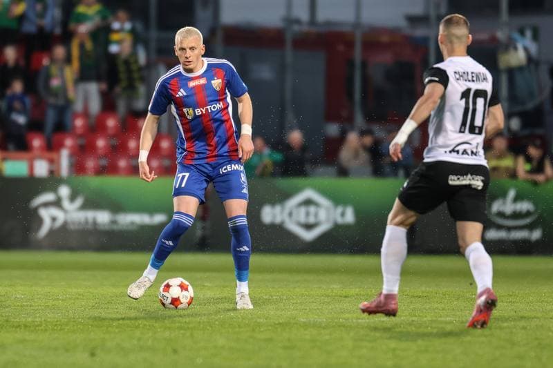 Football. Betclic I Liga. Puszcza Niepolomice - Polonia Bytom. 18.04.2026