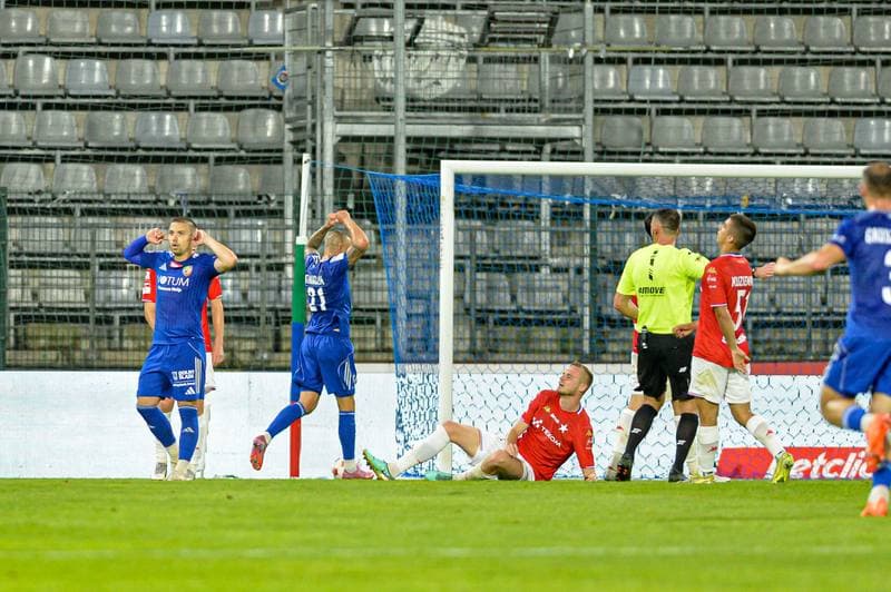 Football. Betclic 1 Liga. Miedz Legnica - Wisla Krakow. 29.08.2025