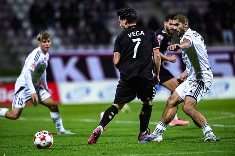 Football. Betclic 1 Liga. Polonia Warszawa - Polonia Bytom. 25.10.2025