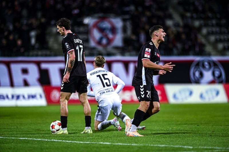 Football. Betclic 1 Liga. Polonia Warszawa - Polonia Bytom. 25.10.2025