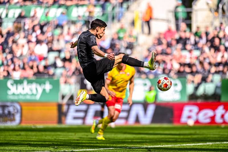 Football. Betclic 1 Liga. Slask Wroclaw - Znicz Pruszkow. 18.04.2026