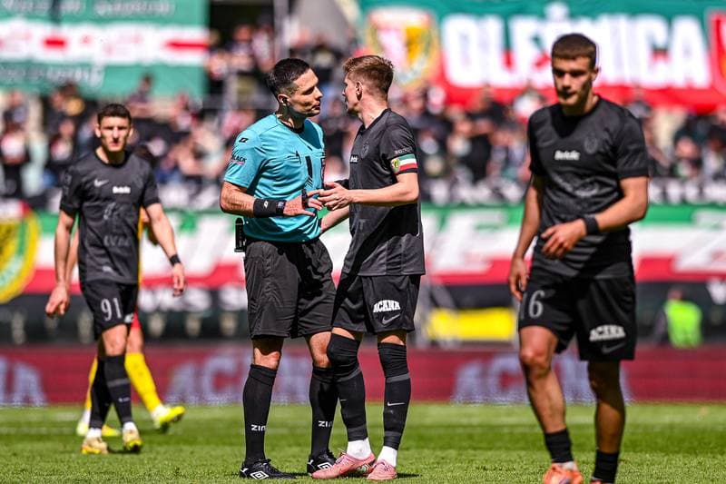 Football. Betclic 1 Liga. Slask Wroclaw - Znicz Pruszkow. 18.04.2026