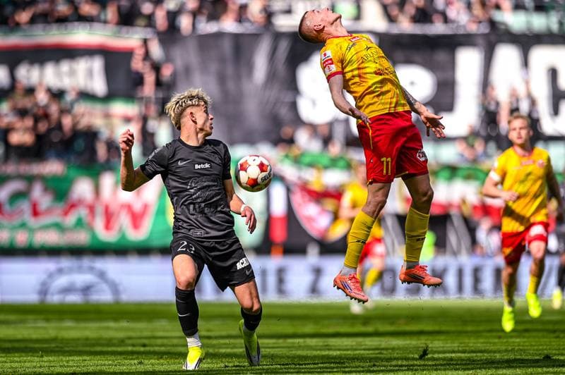 Football. Betclic 1 Liga. Slask Wroclaw - Znicz Pruszkow. 18.04.2026