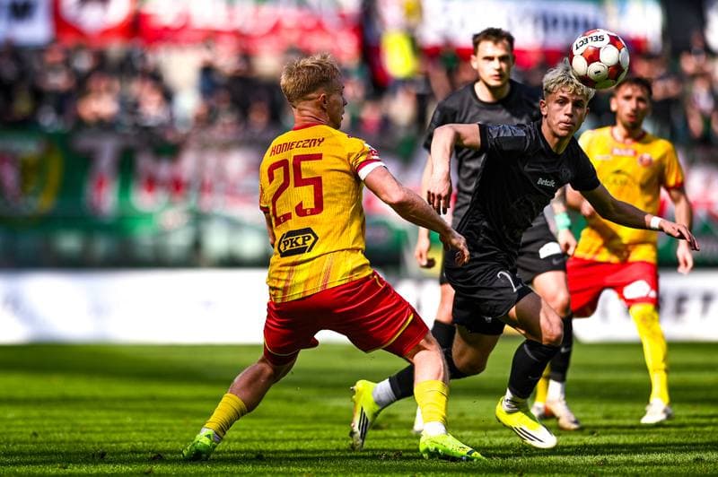 Football. Betclic 1 Liga. Slask Wroclaw - Znicz Pruszkow. 18.04.2026