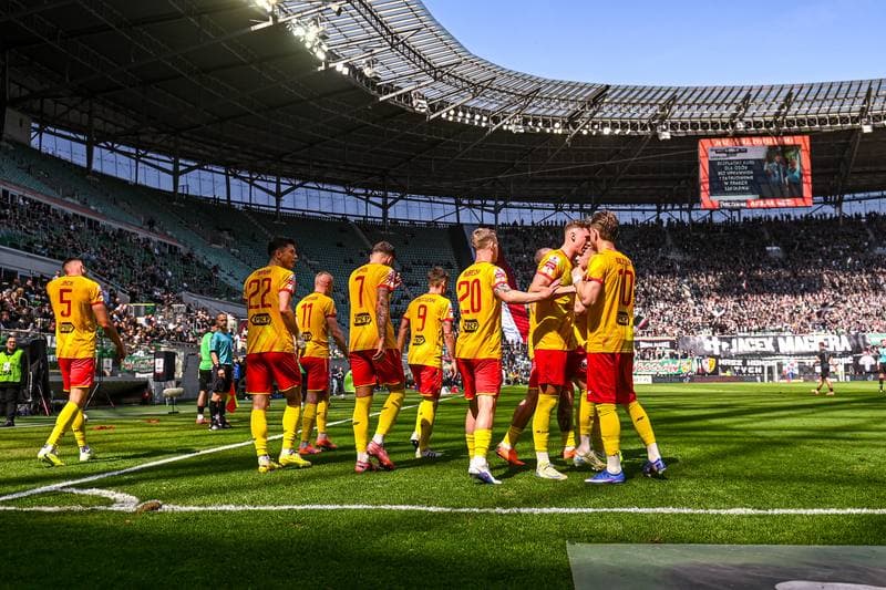 Football. Betclic 1 Liga. Slask Wroclaw - Znicz Pruszkow. 18.04.2026