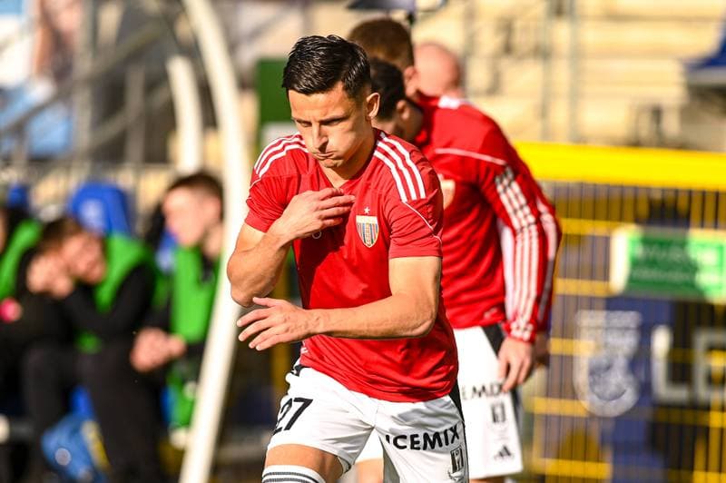 Football. Betclic 1 Liga. Miedz Legnica - Polonia Bytom. 07.04.2026