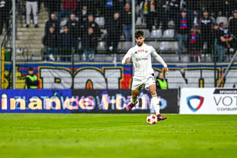 Football. Betclic 1 Liga. Miedz Legnica - Polonia Bytom. 07.04.2026