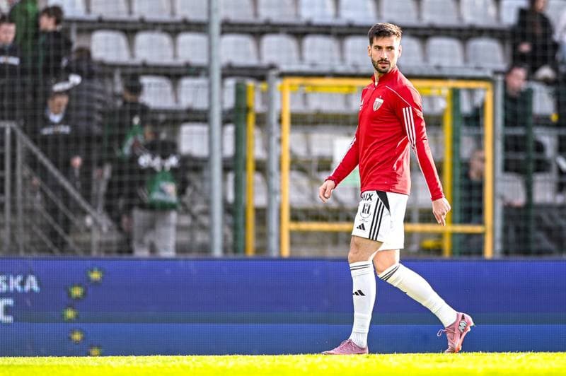 Football. Betclic 1 Liga. Miedz Legnica - Polonia Bytom. 07.04.2026