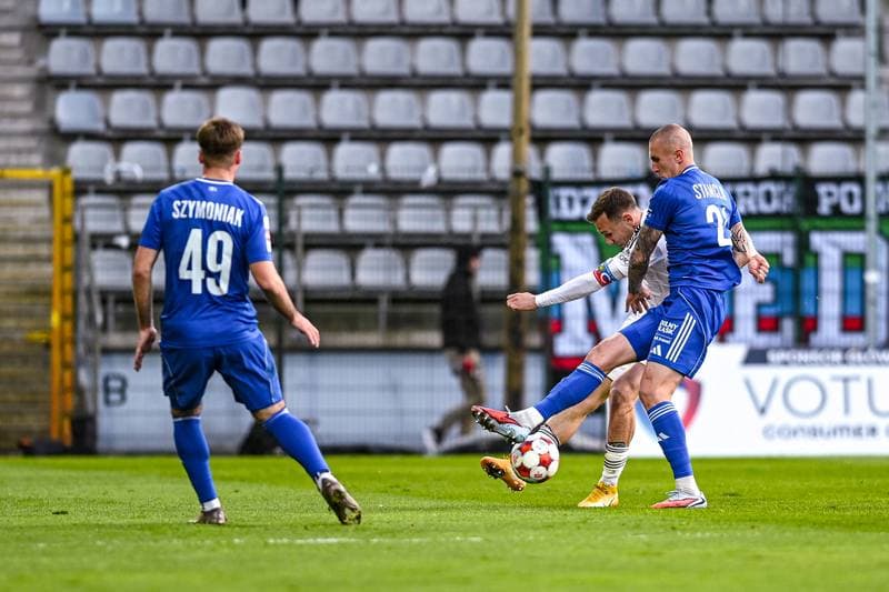 Football. Betclic 1 Liga. Miedz Legnica - Polonia Bytom. 07.04.2026