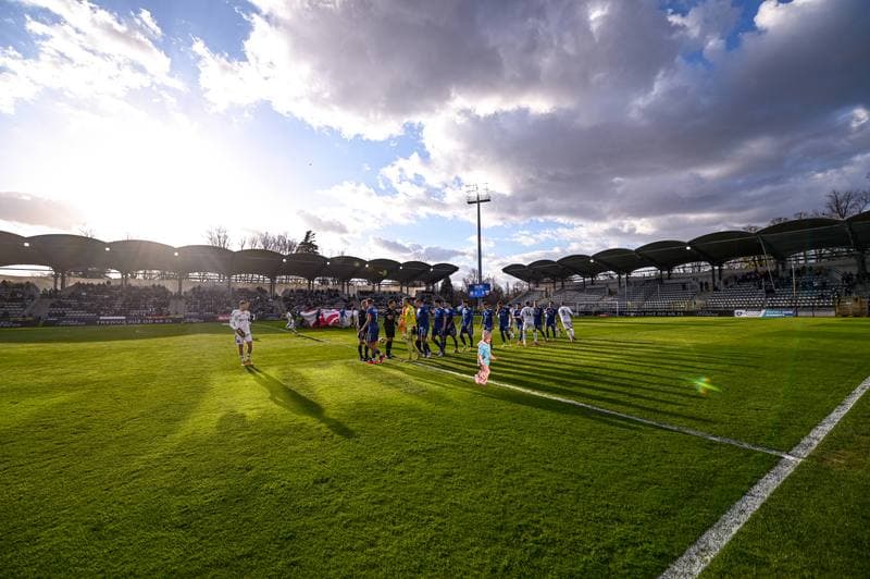 Football. Betclic 1 Liga. Miedz Legnica - Polonia Bytom. 07.04.2026