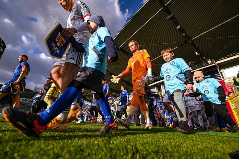 Football. Betclic 1 Liga. Miedz Legnica - Polonia Bytom. 07.04.2026