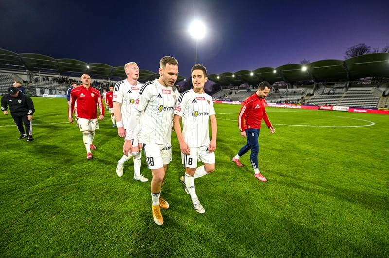 Football. Betclic 1 Liga. Miedz Legnica - Polonia Bytom. 07.04.2026