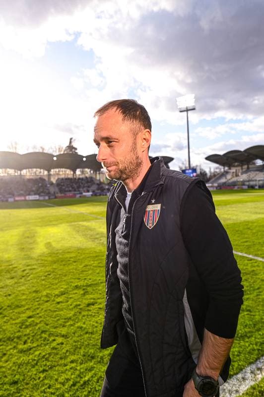 Football. Betclic 1 Liga. Miedz Legnica - Polonia Bytom. 07.04.2026