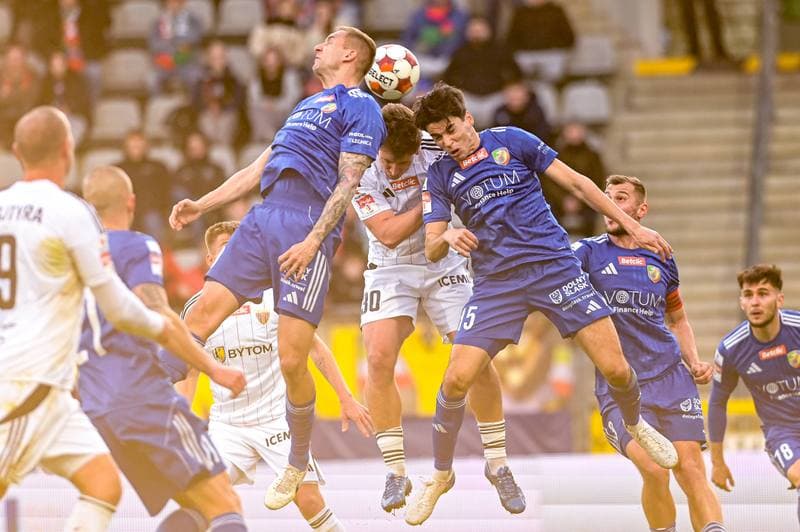 Football. Betclic 1 Liga. Miedz Legnica - Polonia Bytom. 07.04.2026