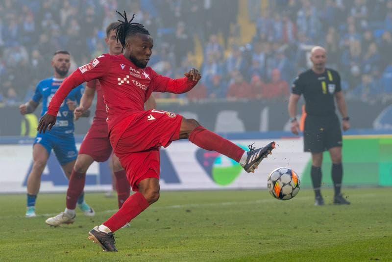 Football. Betlic 1 Liga. Ruch Chorzow - Wisla Krakow. 22.02.2025