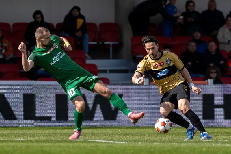 Football. Betclic I Liga. Puszcza Niepolomice - Polonia Warszawa. 06.04.2026
