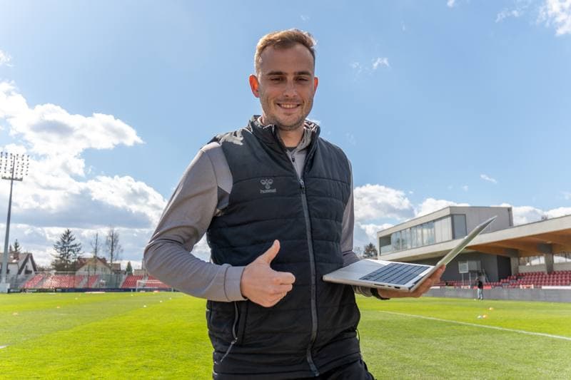 Football. Betclic I Liga. Puszcza Niepolomice - Polonia Warszawa. 06.04.2026