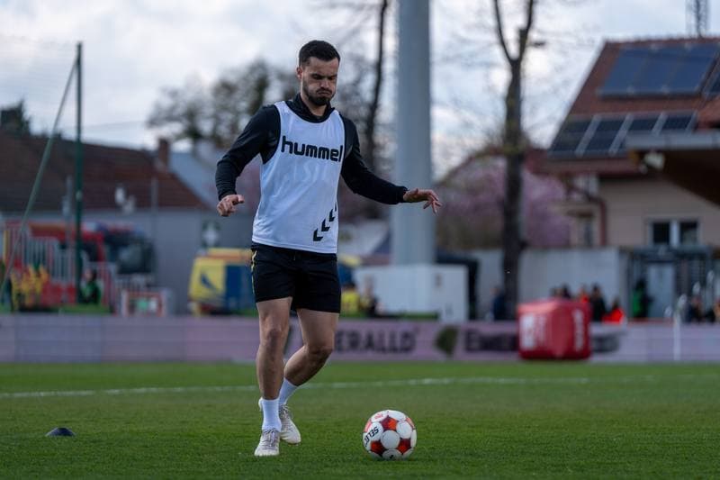 Football. Betclic I Liga. Puszcza Niepolomice - Polonia Warszawa. 06.04.2026