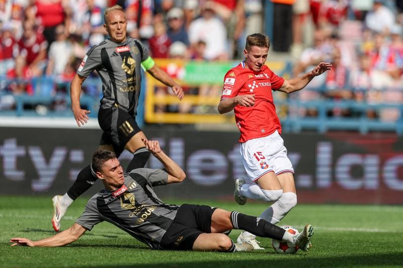 Football. Betclic 1. Liga. Wisla Krakow - Pogon Grodzisk Mazowiecki. 10.08.2025