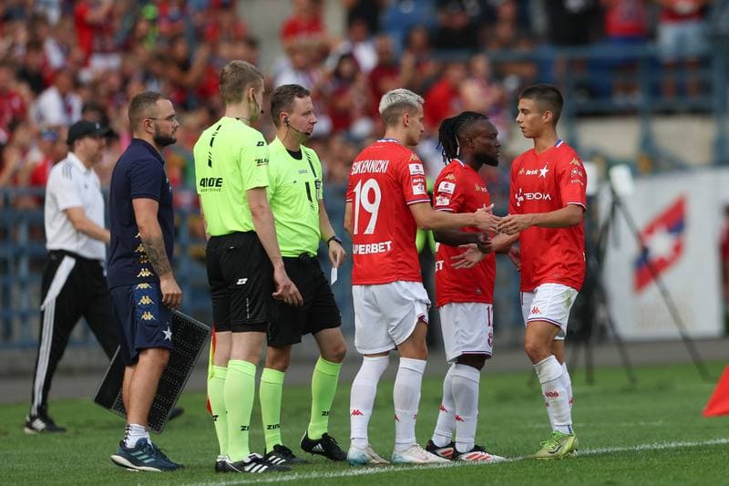 Football. Betclic 1. Liga. Wisla Krakow - Pogon Grodzisk Mazowiecki. 10.08.2025