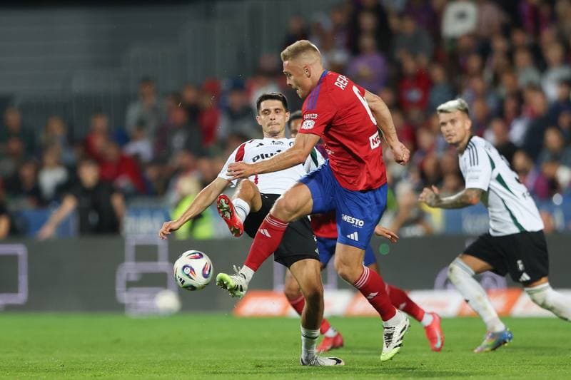Football. PKO BP Ekstraklasa. Rakow Czestochowa - Legia Warsaw. 20.09.2025