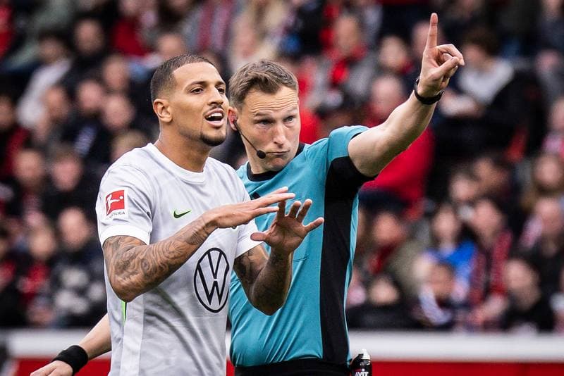 Football. German Bundesliga. Bayer 04 Leverkusen - VfL Wolfsburg. 04.04.2026