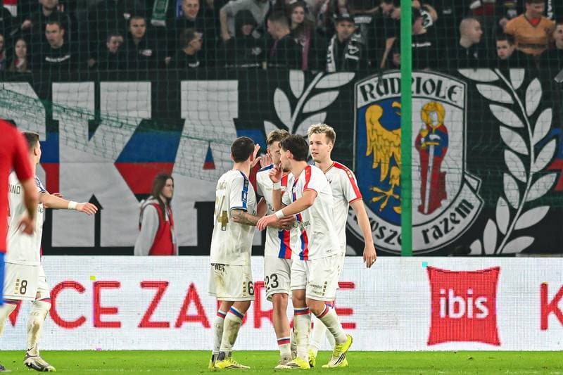 Football. PKO BP Ekstraklasa. Gornik Zabrze - Rakow Czestochowa. 15.03.2026